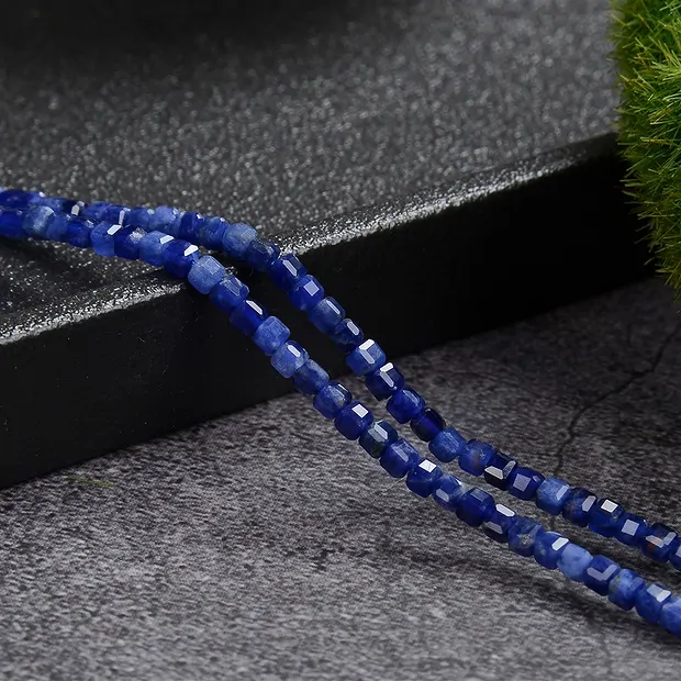 Strand cube, Sodalite, 02mm, faceted (39cm) | wholesaler gems & healing stones