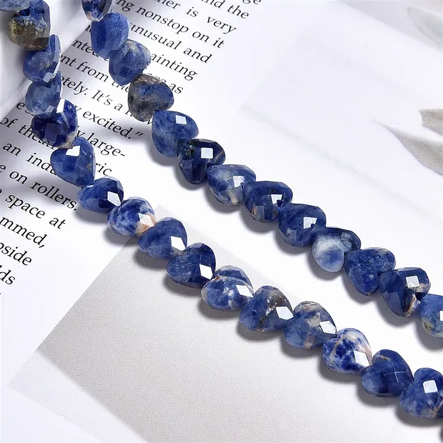 Heart strand, Sodalite, 08mm, faceted (39cm) | wholesaler gems & healing stones