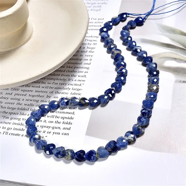 Heart strand, Sodalite, 08mm, faceted (39cm) | wholesaler gems & healing stones