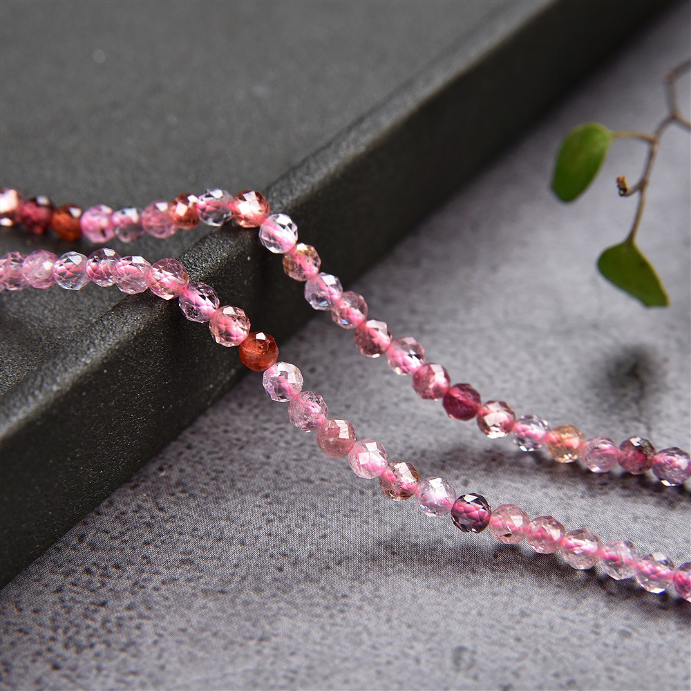 String Beads, Spinel (pink-red), faceted, 03mm | gems, healing stones & jewelry