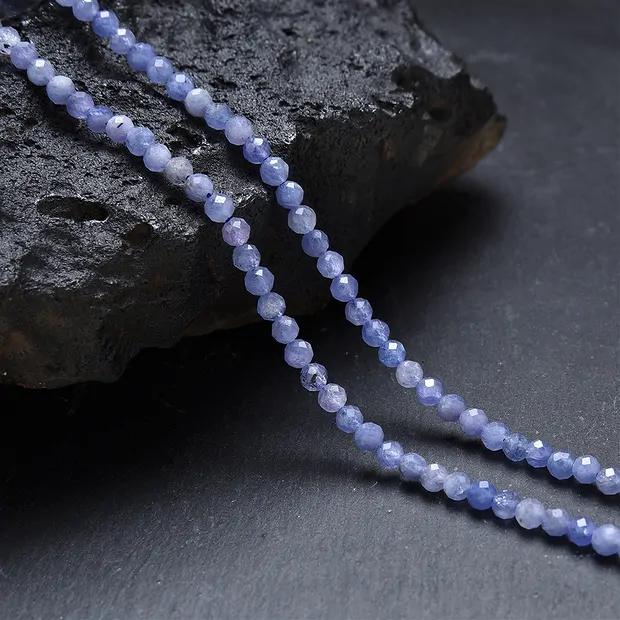 Rang de collier boules, tanzanite AA, 03mm, facetté (39cm) | Marco Schreier