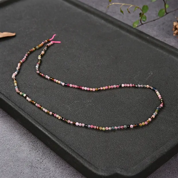 Strang Kugeln, Turmalin (bunt), facettiert, 02 - 02,5mm (38cm) | Marco Schreier