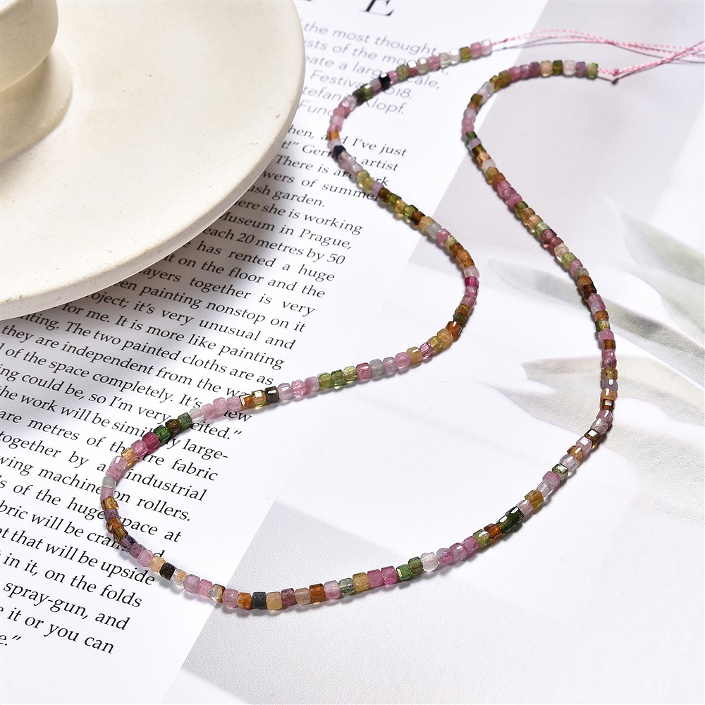 Cubo a filo, Tormalina (colorata), sfaccettato, 02 mm (39 cm) | Marco Schreier