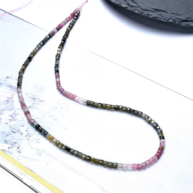 Strand cube, Tourmaline (multicolour), faceted, 03mm (39cm) | Marco Schreier