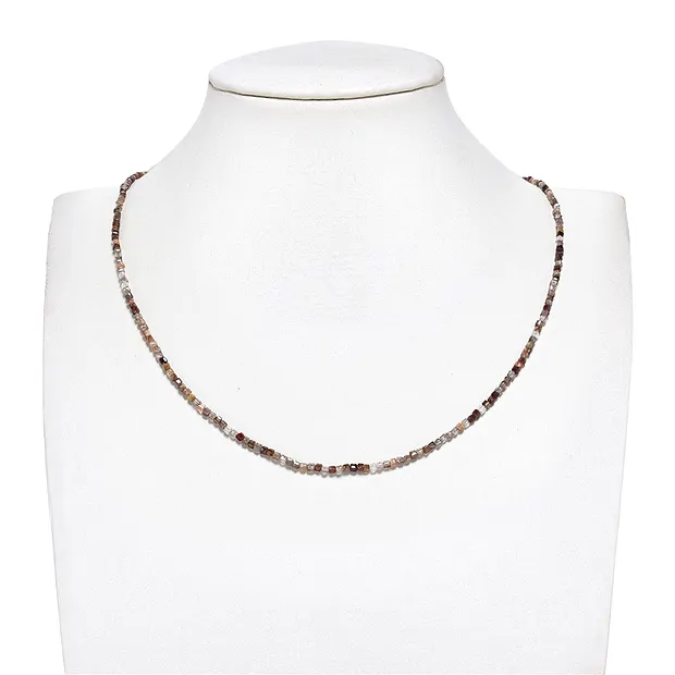 Strand cube, Zircon (natural), 02mm, faceted (39cm) | Marco Schreier