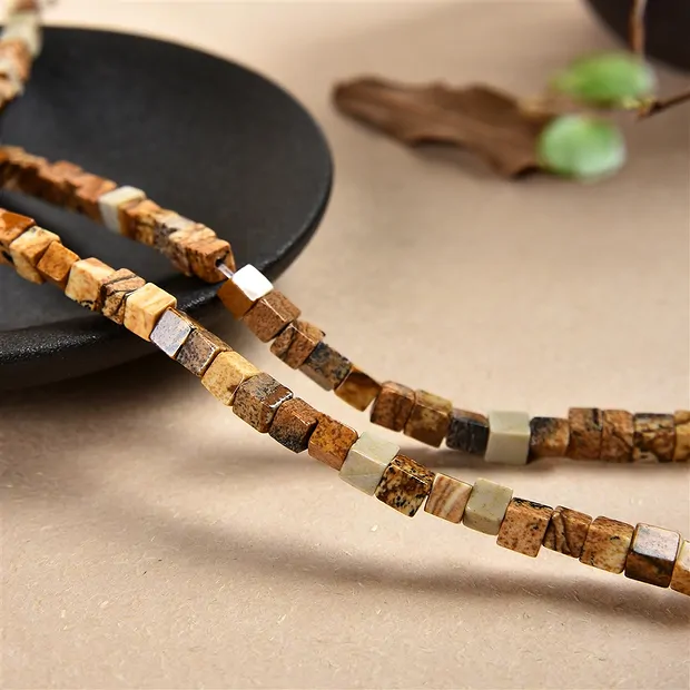 Strand cube, Jasper (Landscape), 04mm (39cm) | wholesaler gems & healing stones