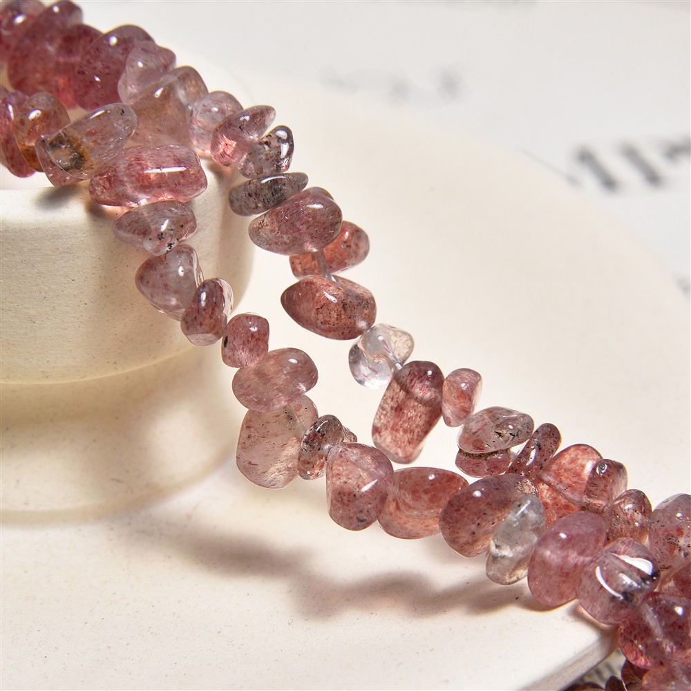 Strand of chips, Strawberry Quartz, 05 - 08mm (80cm) | Marco Schreier