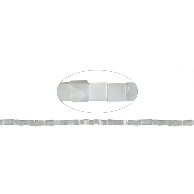 Filo di cubi, Madreperla (chiaro), 04 x 04 mm | Marco Schreier