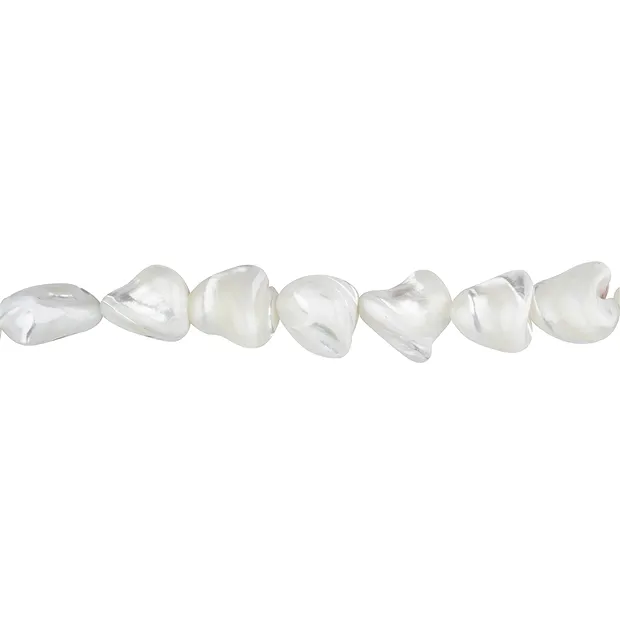Strand of nuggets, Mother of Pearl (light), 11-15 x 10-12mm | Marco Schreier