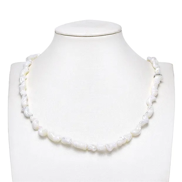 Strand of nuggets, Mother of Pearl (light), 08-15 x 06-09mm (38cm) | Marco Schreier