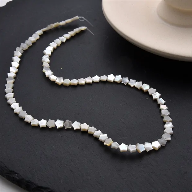 Star strand, Mother of Pearl (light), 06mm | wholesaler gems & healing stones
