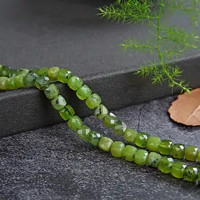 Stringed beads, Serpentine, 04mm, faceted (39cm) | Marco Schreier