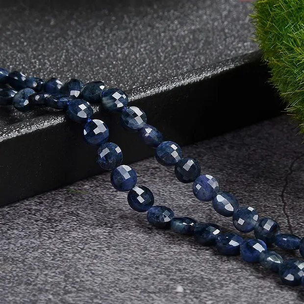 Coin strand, Dumortierite, 04 x 02mm, faceted (39cm) | Marco Schreier