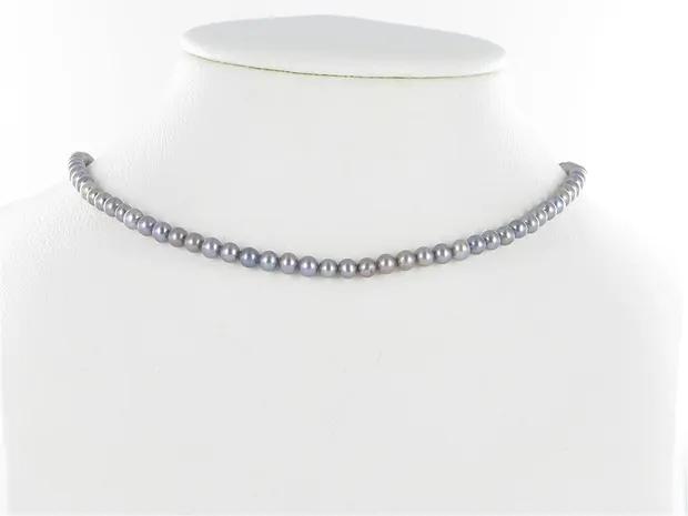 Collar redondo, perla de agua dulce A, gris plateada (teñida), 04-04,5mm | Marco Schreier