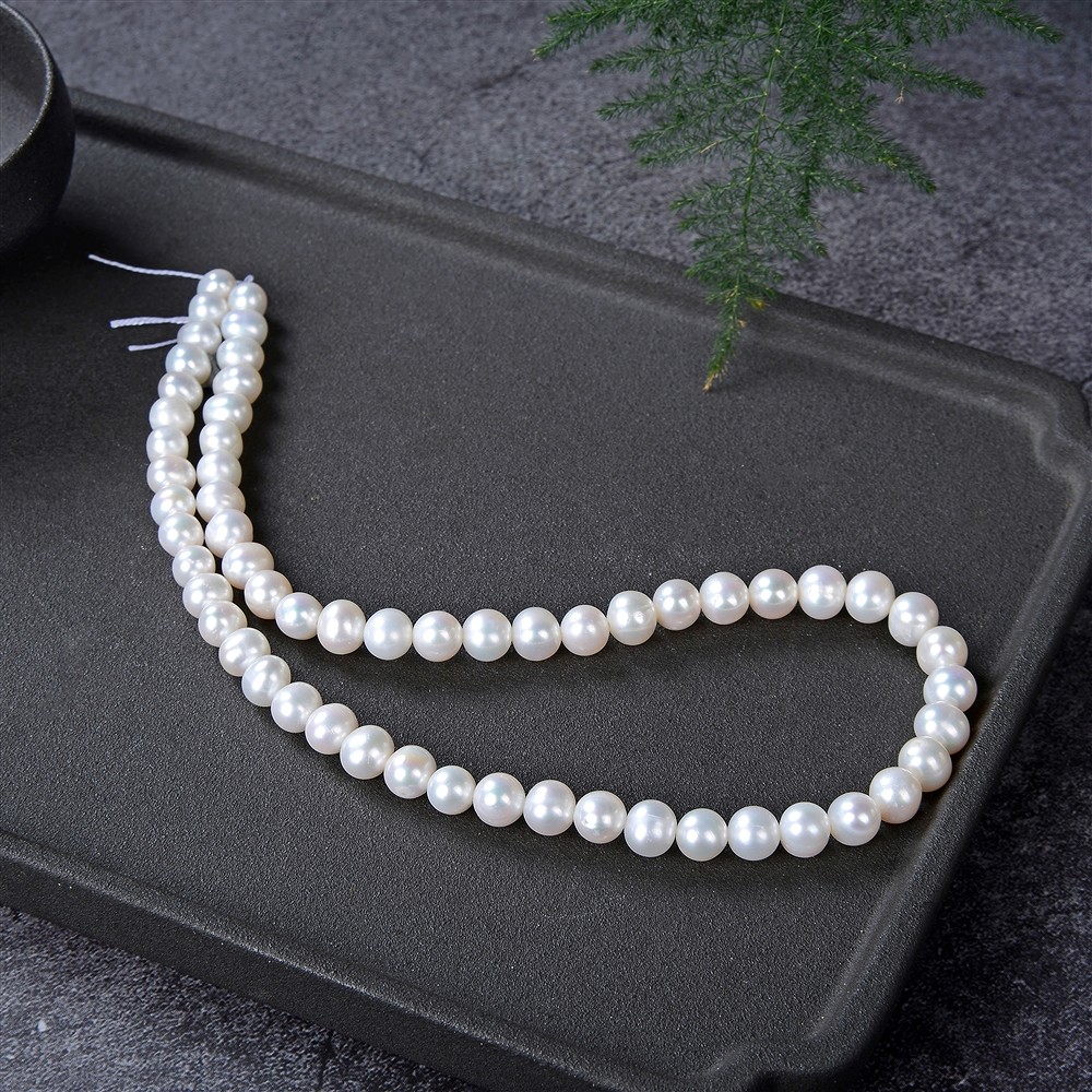 Rang de colliers Potatoe, perle d'eau douce, blanc-crème, 08-09mm | Marco Schreier