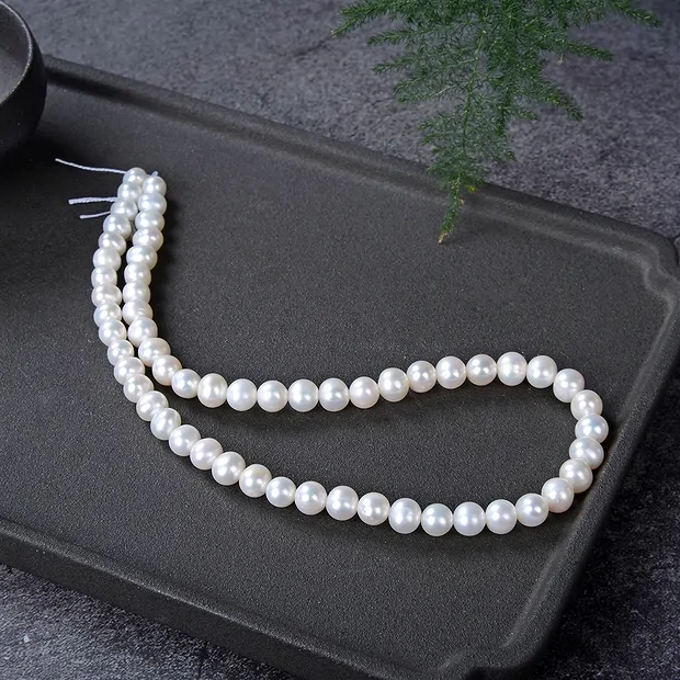 Potatoe strand, freshwater pearl, white-cream, 08-09mm | Marco Schreier