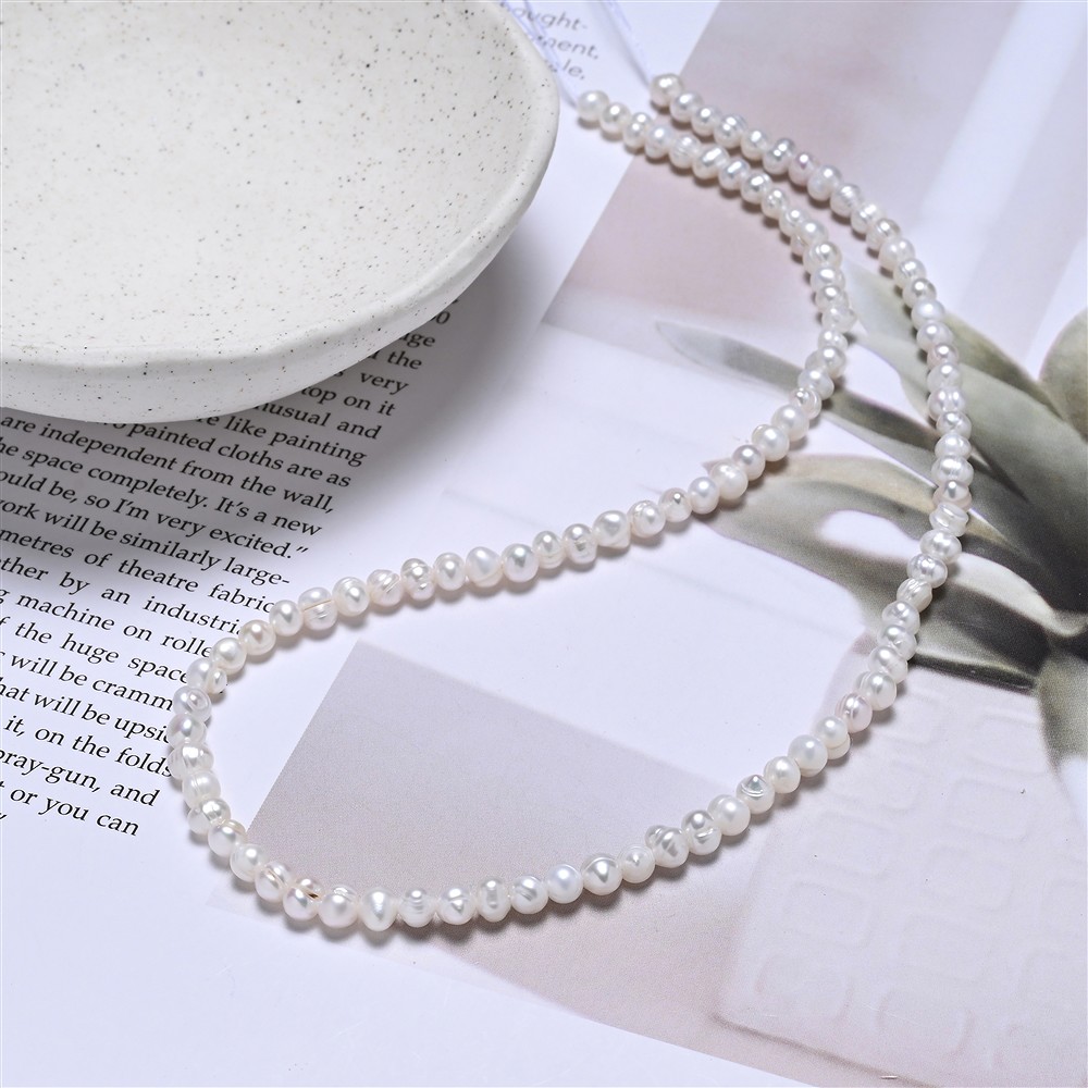 Potatoe strand, perla de agua dulce, blanco-crema, 04 - 04.5mm | Marco Schreier