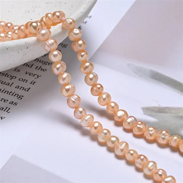 Strand Potatoe, perla de agua dulce, salmón (natural), 04 - 04.5mm | Marco Schreier