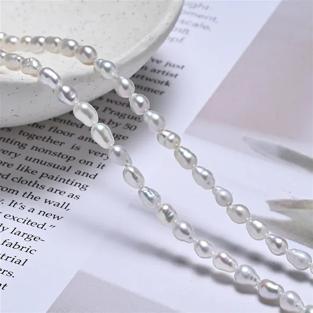 Collar de perlas de agua dulce en grano de arroz, blanco-crema, 06 x 04-05mm (39cm) | Marco Schreier