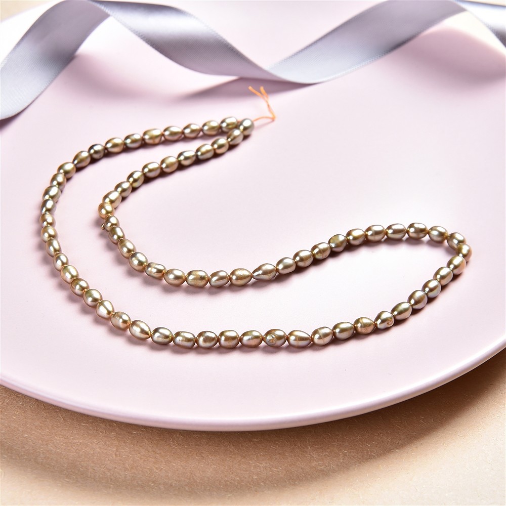 Strang Reiskorn, Süßwasser-Perle, gelbgrün (gef.), 06-07mm | Marco Schreier