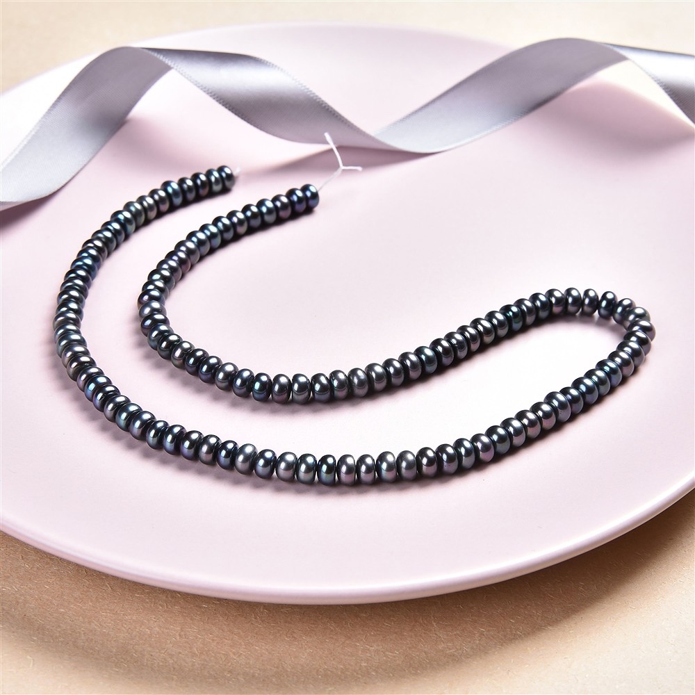 Filo di bottoni, perla d'acqua dolce petrolio (tinta), 03-04 x 05-06 mm | Marco Schreier