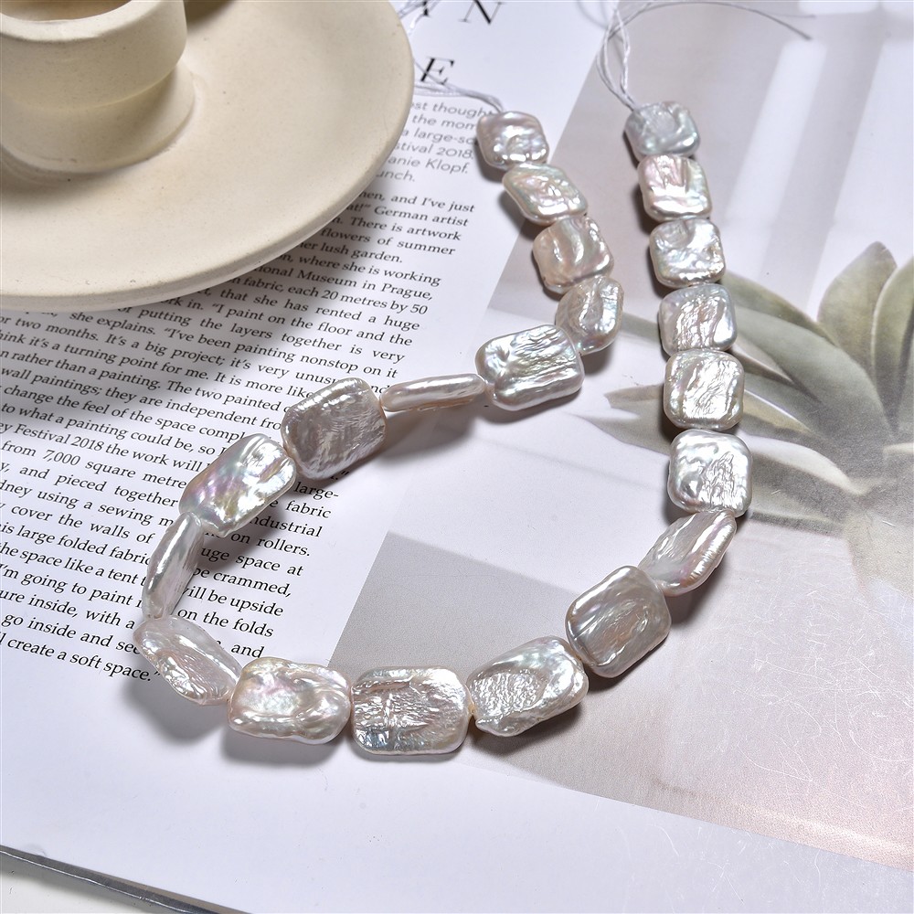 Strand rectangle flat, freshwater pearl, cream-white, 18 x 13mm | Marco Schreier