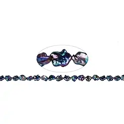 141841019244 filo stella/fiore a forma libera, perla d'acqua dolce, petrolio (tinta), 12-15 mm | Marco Schreier