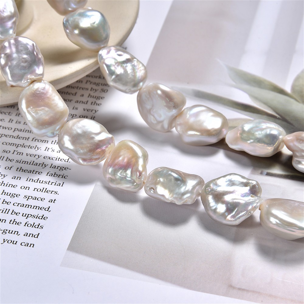 Rang de colliers Keshi, perle d'eau douce, blanc-crème, 17 x 14mm | Marco Schreier