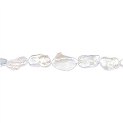 141841409014 Strang Barock Freeform, S&#xFC;&#xDF;wasser-Perle, creme-wei&#xDF;, 10-20 x 09-13mm | Marco Schreier