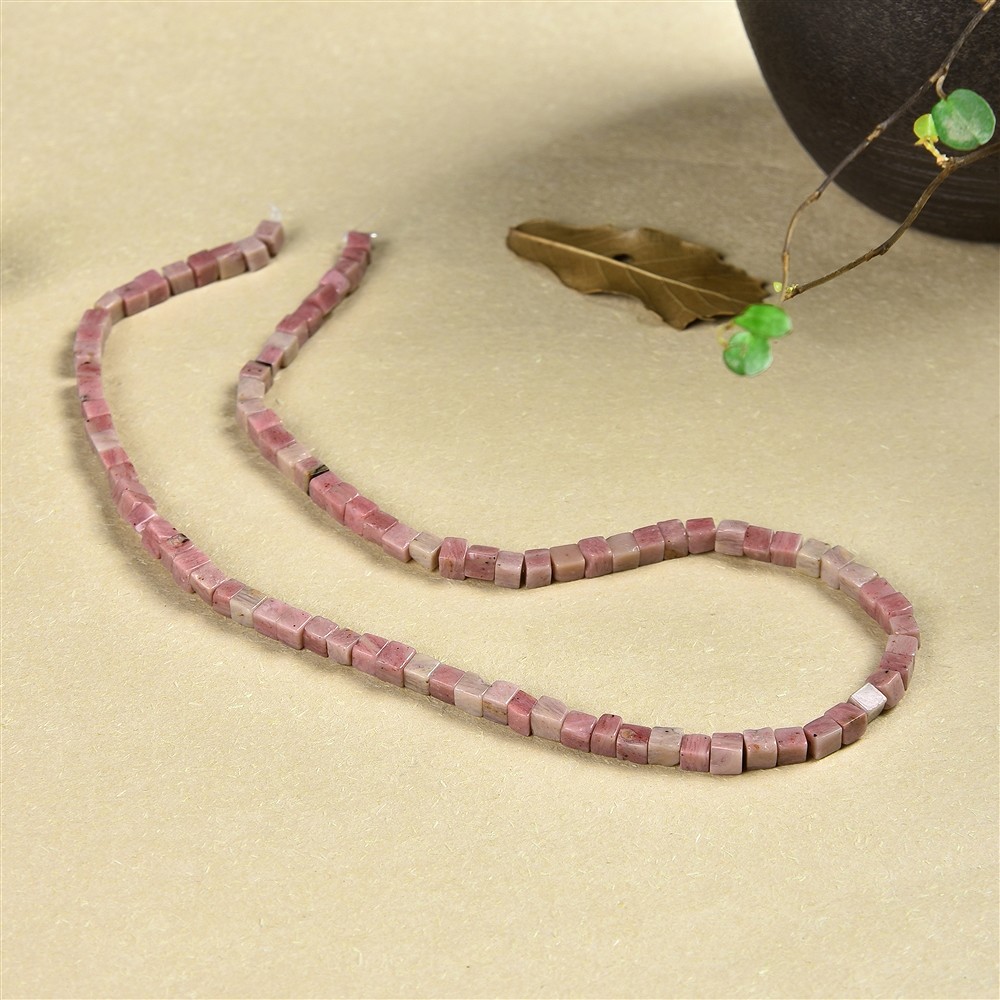 Strang Würfel, Thulit, 04mm | Mineralien-Handel Edelsteine, Heilsteine & Schmuck