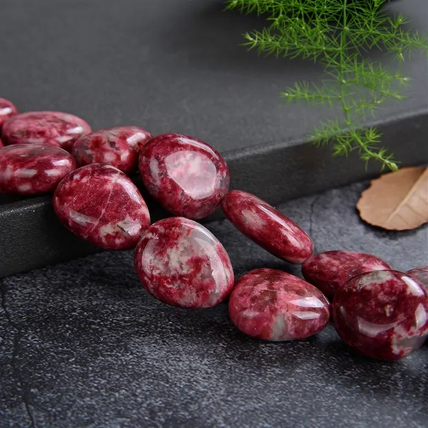 Strang Nuggets, Thulit, 18 x 14mm (39cm) | GH Edelsteine, Heilsteine & Schmuck