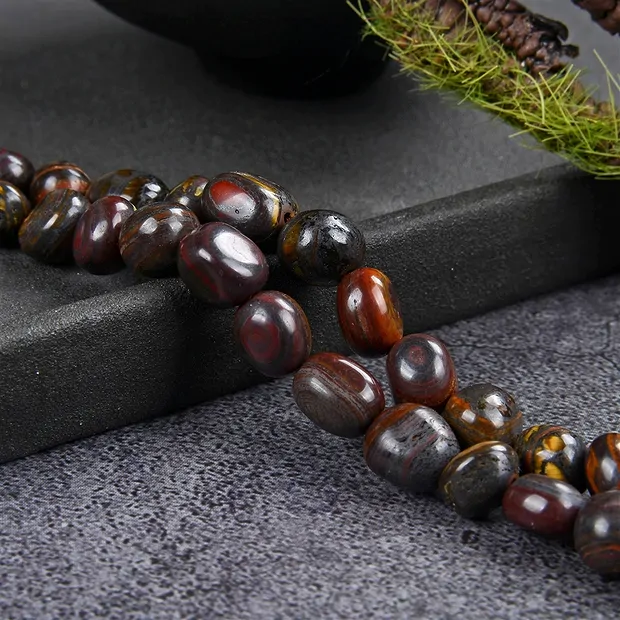 Strand of nuggets, Tiger Iron, 07 - 09mm (38cm) | gems, healing stones & jewelry