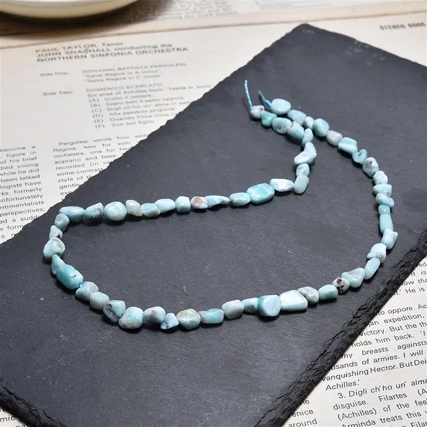 Strand of nuggets, Larimar, 06-10 x 05-08mm | wholesaler gems & healing stones