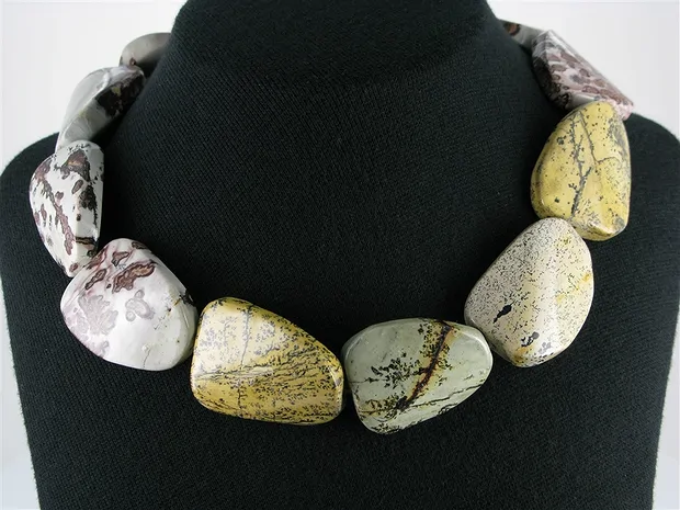 Strang Trapez (gedreht), Porzellanit-Kalk, 40 x 30mm | Marco Schreier