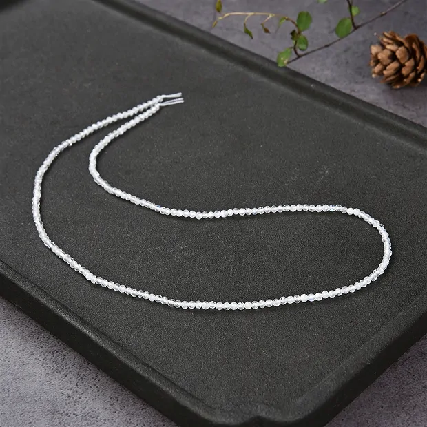 Cuentas preciosas, labradorita (blanca), facetada, 03mm (36cm) | Marco Schreier