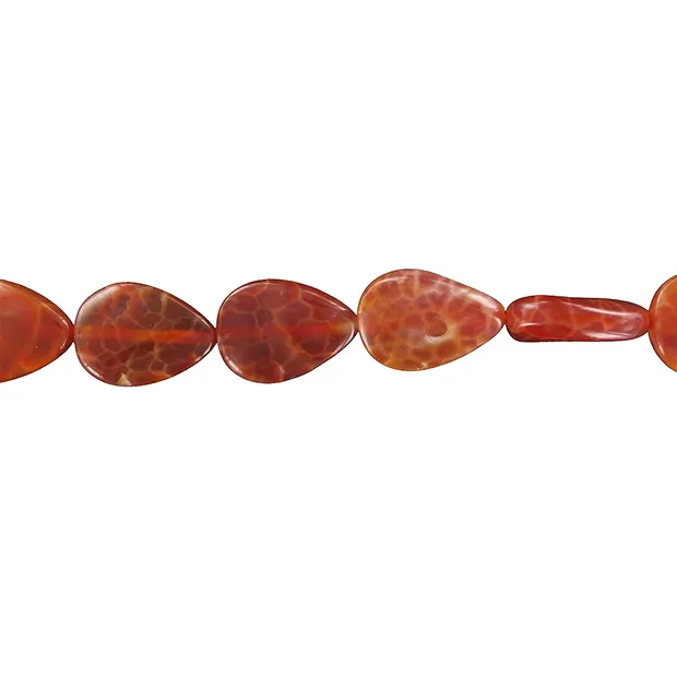 Rang de colliers goutte plate, Agate (serpentine) rouge (teintée), torsadé, 18 x 13mm | Marco Schreier