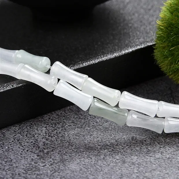 Strand of bamboo, chlorite quartz, 12 x 05mm (39cm) | Marco Schreier