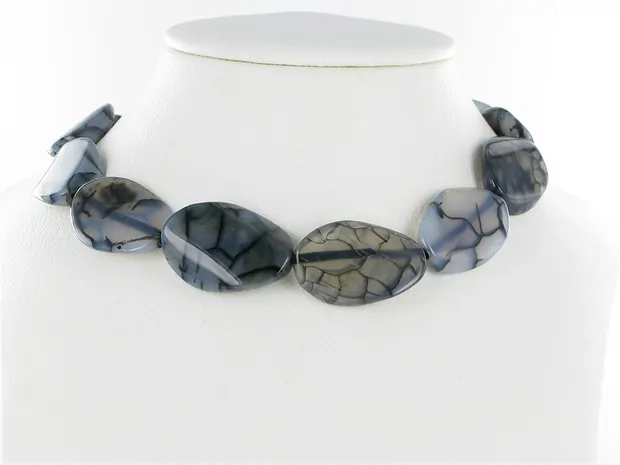 Lense strand, Agate (Snakeskin Agate) black (dyed), twisted, 30mm | Marco Schreier