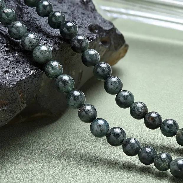 String Beads, Kyanite (stab.) dark green, 06mm (39cm) | Marco Schreier