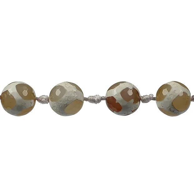 String Beads, Agate "Football" white (dyed) faceted, 16mm | Marco Schreier