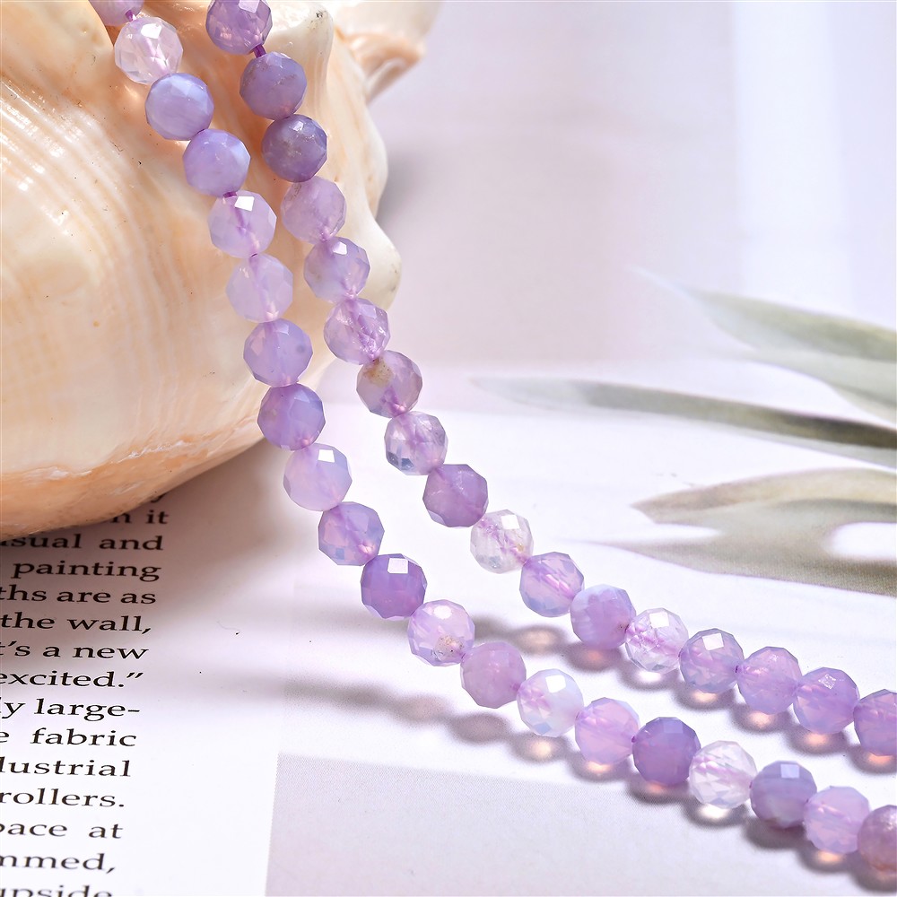 Cuentas de piedras preciosas, calcedonia (violeta), facetada, 05mm (39cm) | Marco Schreier