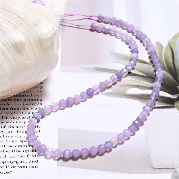 Strang Kugeln, Chalcedon (violett), facettiert, 05mm (39cm) | Marco Schreier