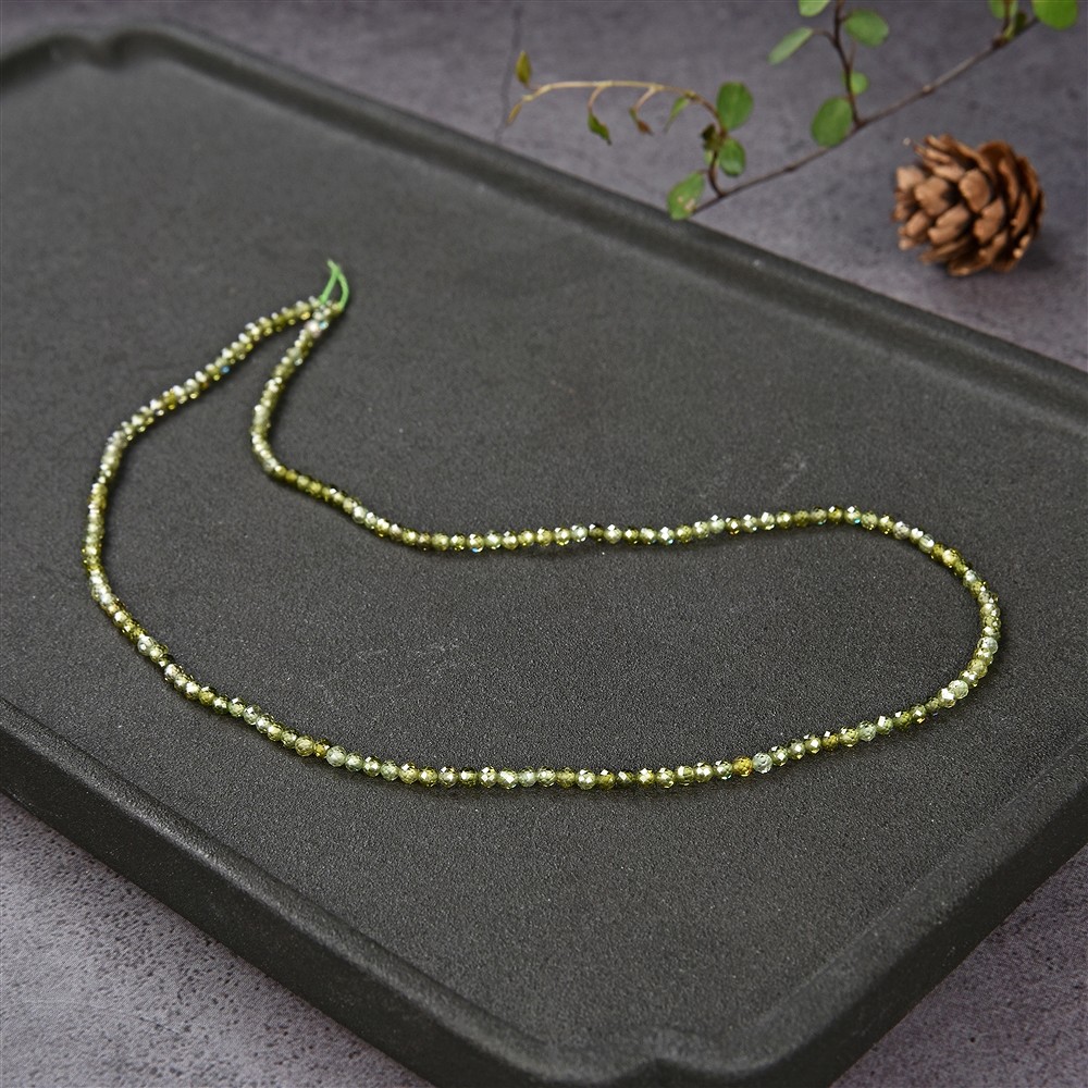 String Beads, Cubic Zirconia green (synt.), faceted, 02,0mm (38cm) | Marco Schreier