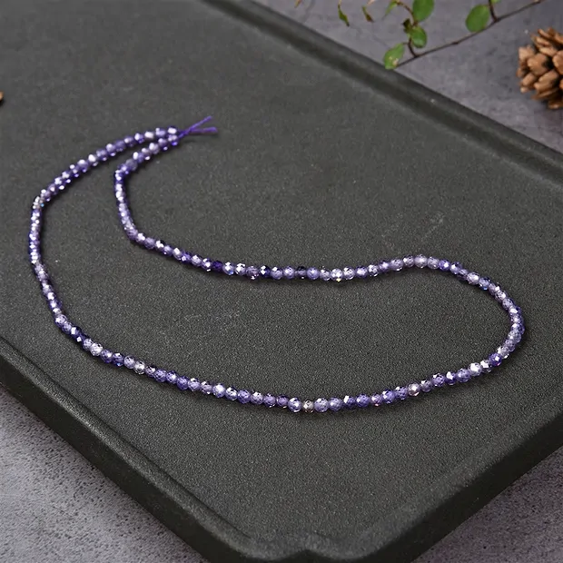 String Beads, Cubic Zirconia violet (synt.), faceted, 03mm (38cm) | Marco Schreier