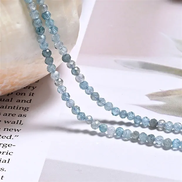 String Beads, Zircon (blue, burnt), 03mm, faceted (39cm) | Marco Schreier