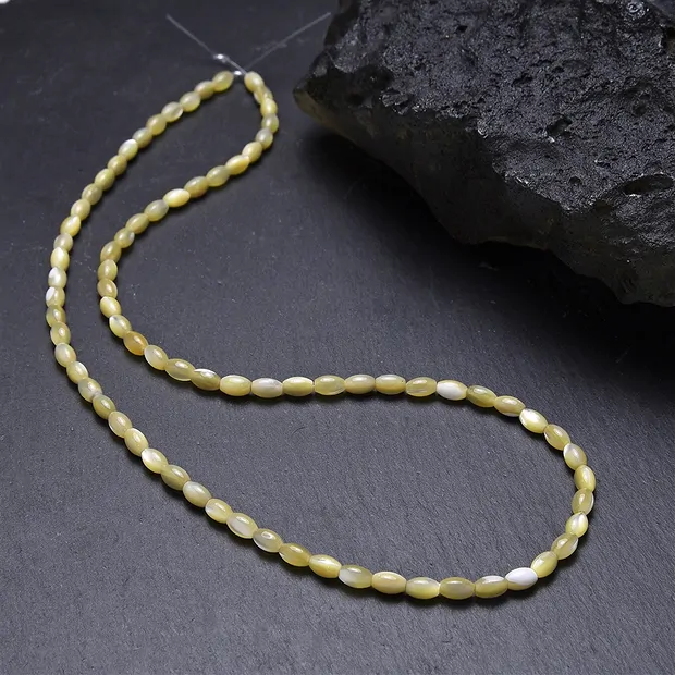 Rang de colliers grain de riz, nacre (jaune), 05 x 03mm | Marco Schreier