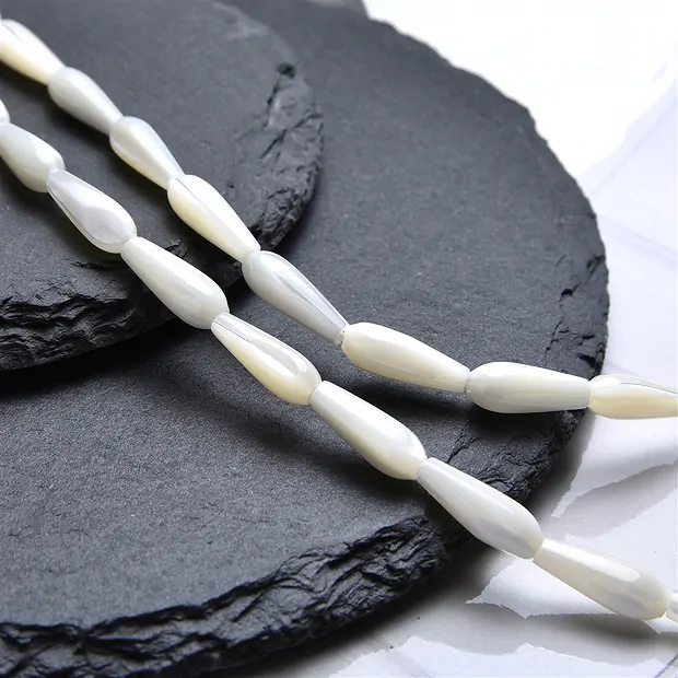 Drop strand, Mother of Pearl (light), 15 x 06mm | gems, healing stones & jewelry