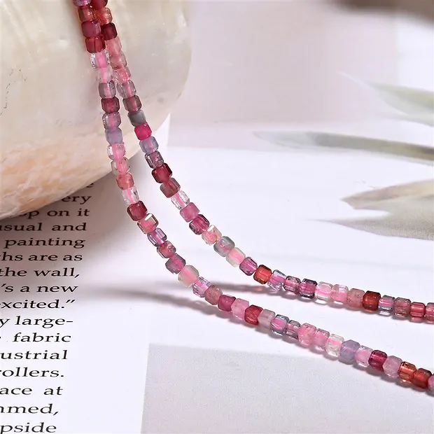 Collar de cubos, Espinela (rosa/color), 02mm (39cm) | Marco Schreier