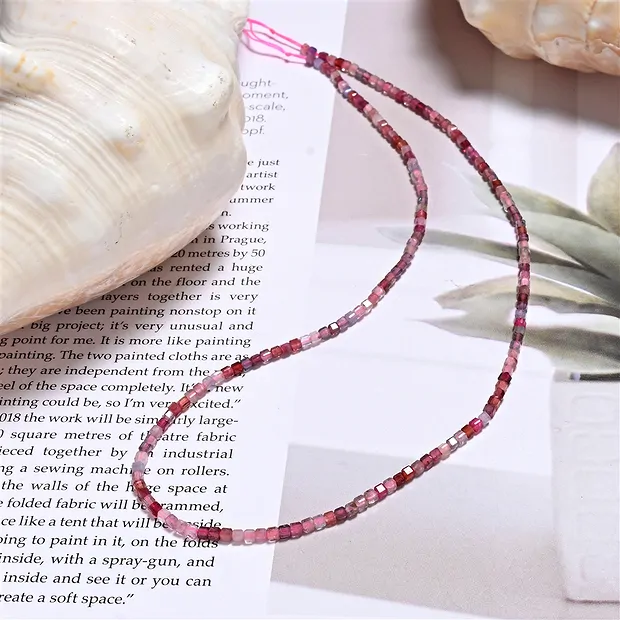 Strand of cubes, Spinel (pink/colored), 02mm (39cm) | Marco Schreier