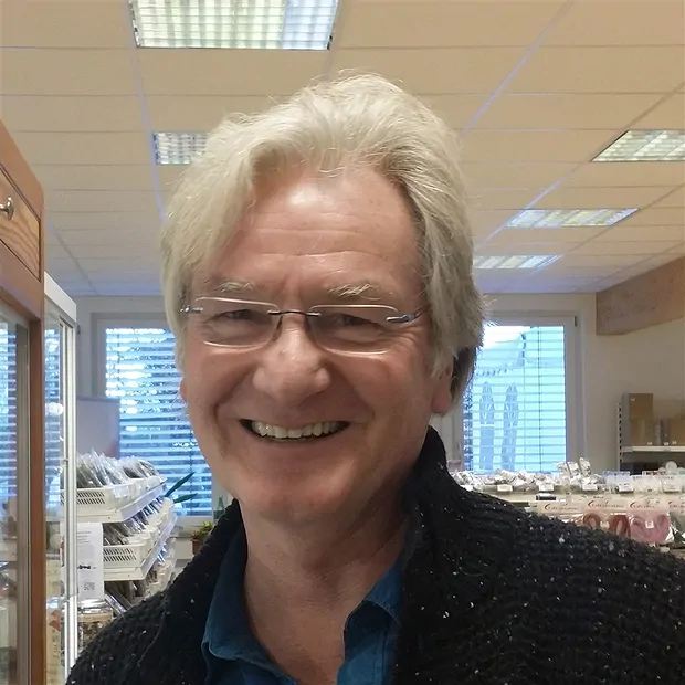 Hüser, Klaus: "Mit Heilsteinen meditieren" (CD) | Marco Schreier